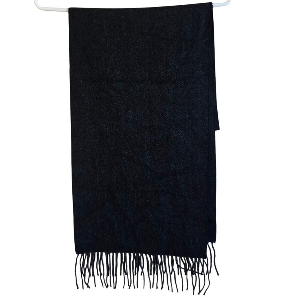 Davie Cenci mens dark gray fringe wool angora scarf
